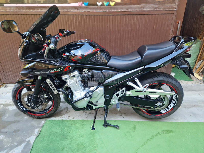 Suzuki Bandit 1250s