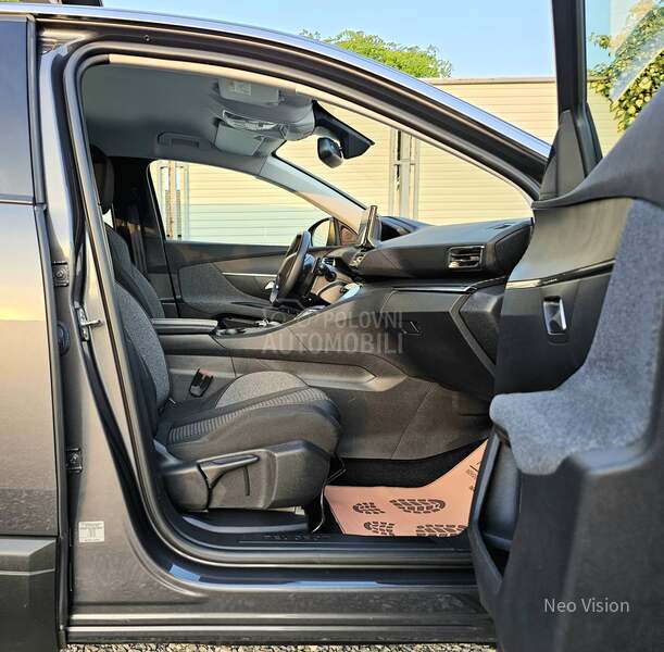 Peugeot 3008 1.5 BlueHDI
