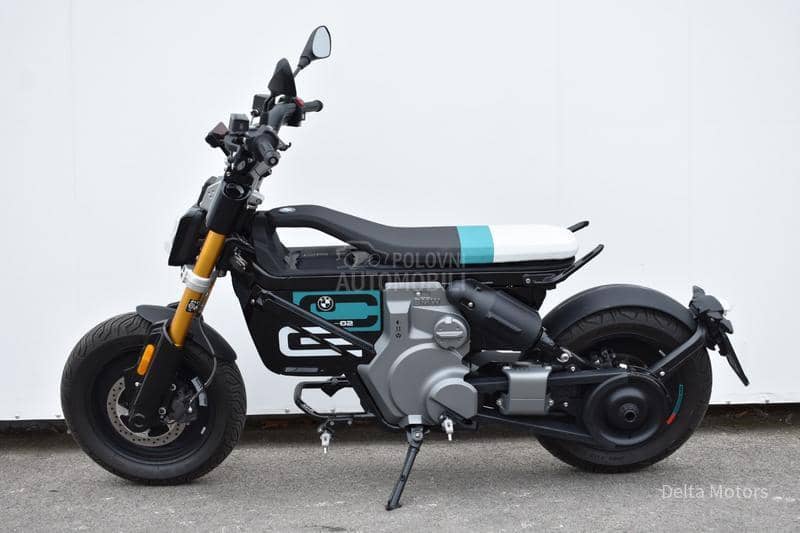 BMW CE 02