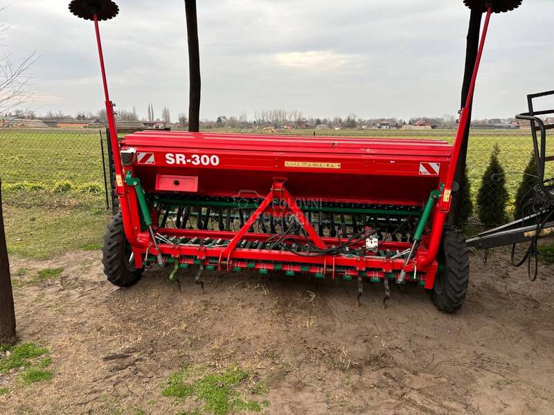 Agro Masz SR300