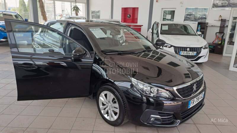 Peugeot 308 1.2 PURE NAV LED USB