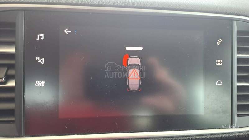 Peugeot 308 1.2 PURE NAV LED USB