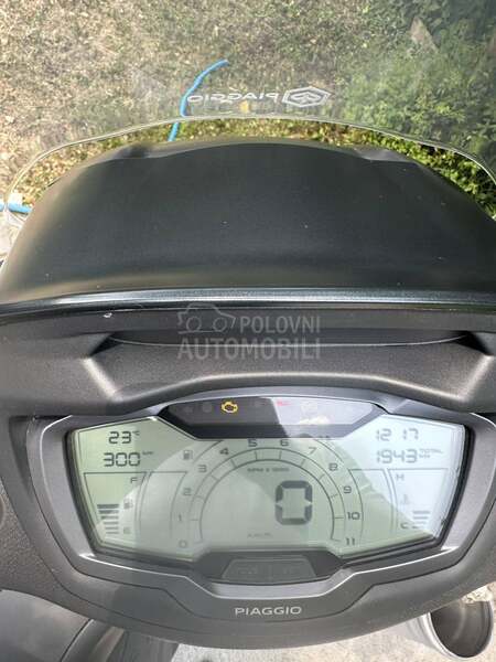 Piaggio Beverly 400 HPE Sport