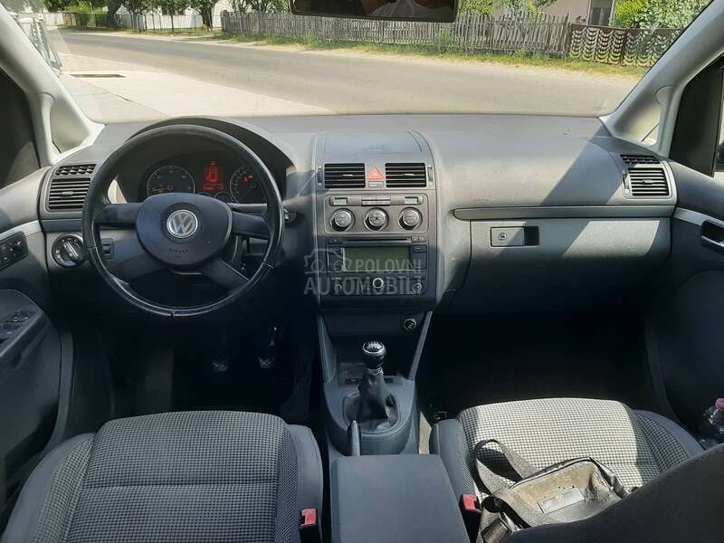 Volkswagen Touran 2.0TDI