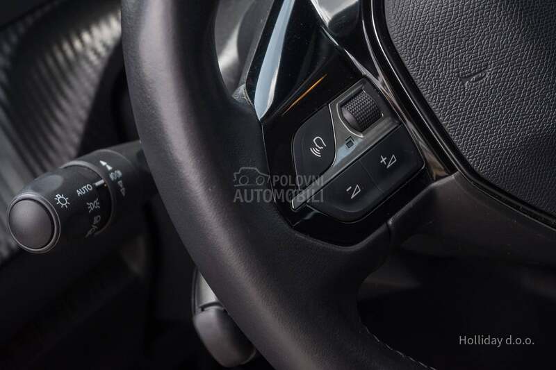 Peugeot 2008 1.2PureTech Led Nav