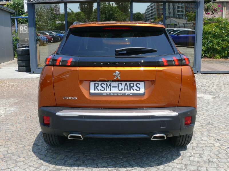 Peugeot 2008 1.2 ROADTRIP/VIRTUAL