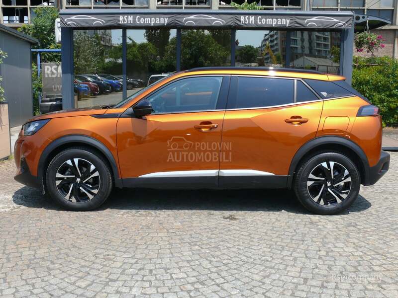 Peugeot 2008 1.2 ROADTRIP/VIRTUAL