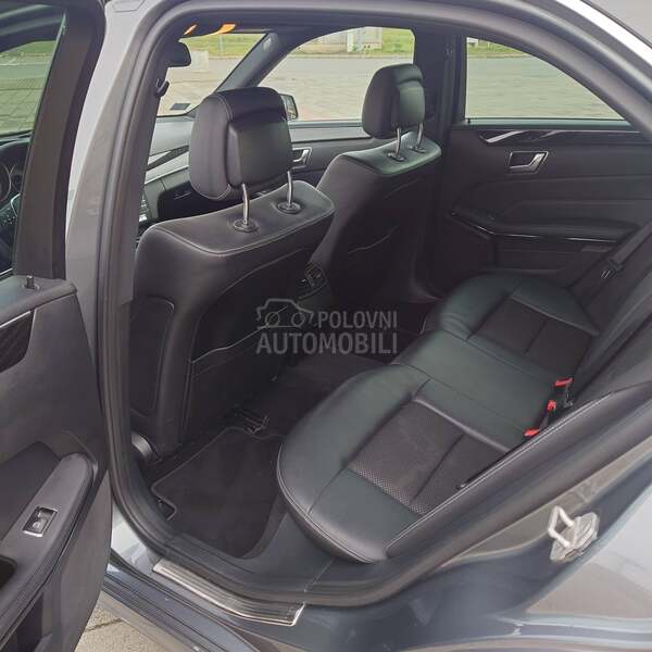 Mercedes Benz E 220 Avangarde 9G