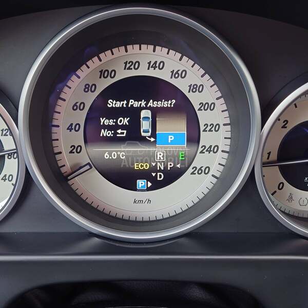 Mercedes Benz E 220 Avangarde 9G