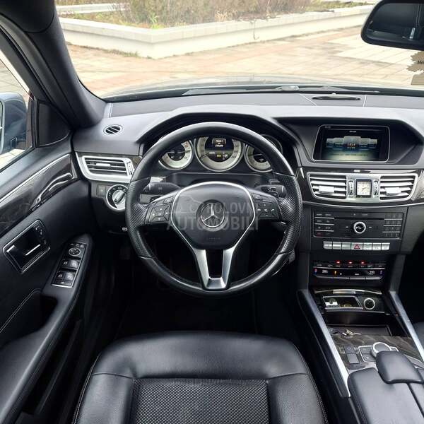 Mercedes Benz E 220 Avangarde 9G