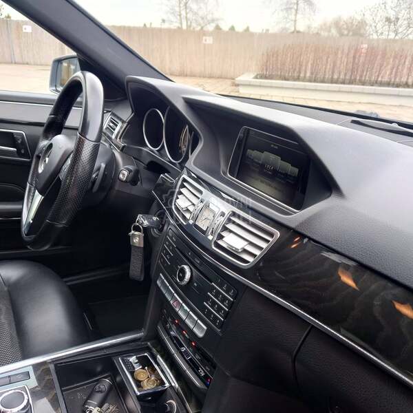 Mercedes Benz E 220 Avangarde 9G