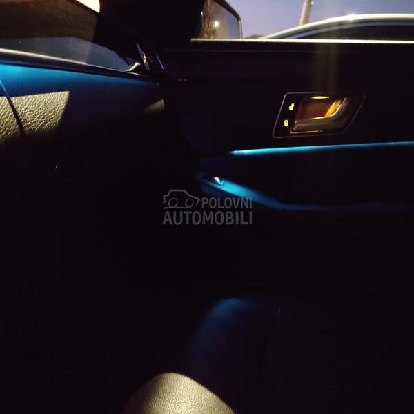 Mercedes Benz E 220 Avangarde 9G
