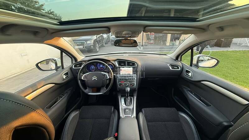 Citroen C4 Exclusive PANO