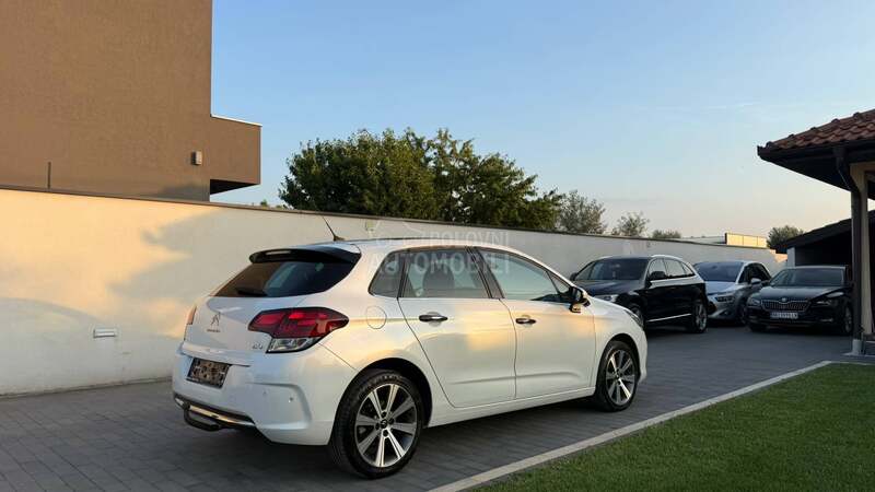 Citroen C4 Exclusive PANO
