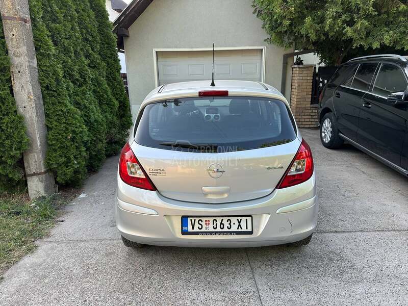 Opel Corsa D 1.3 Cdti Ful Stanje