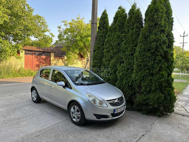 Opel Corsa D 1.3 Cdti Ful Stanje