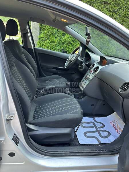 Opel Corsa D 1.3 Cdti Ful Stanje