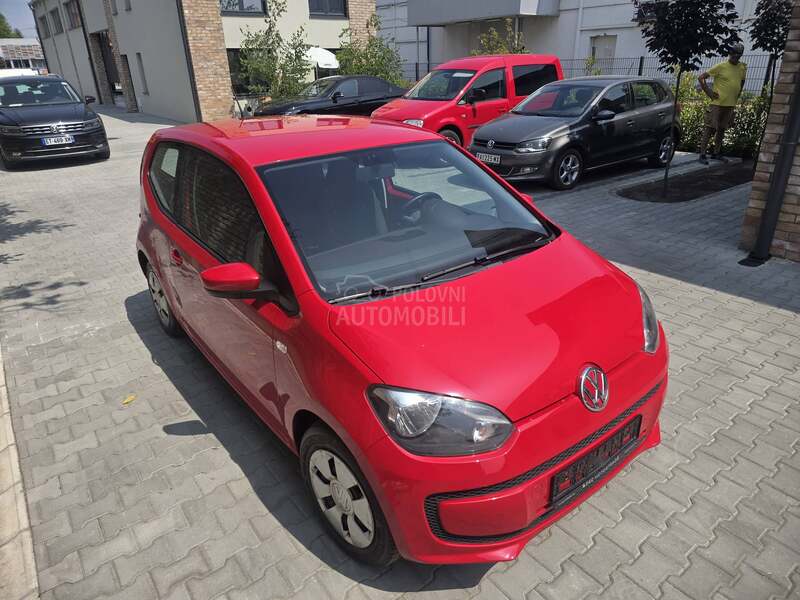 Volkswagen up! 