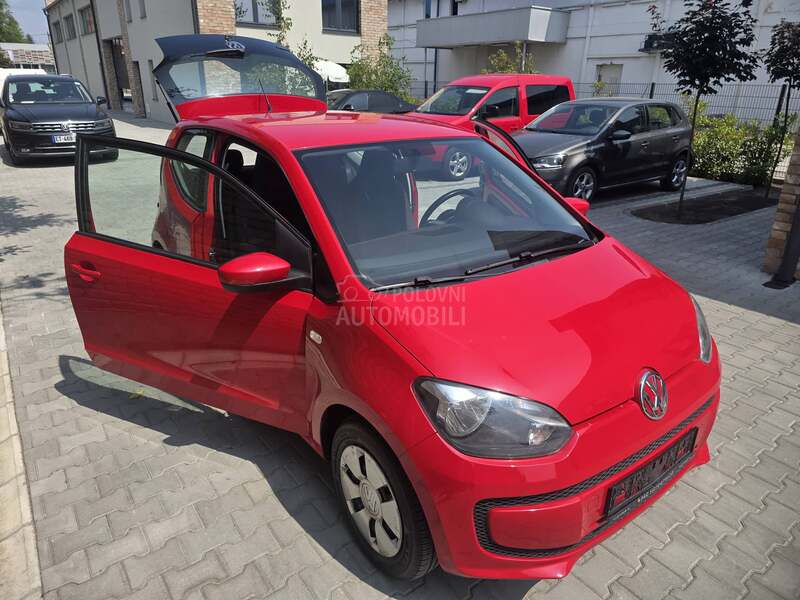 Volkswagen up! 