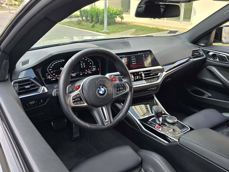 BMW M4 COMPETITION