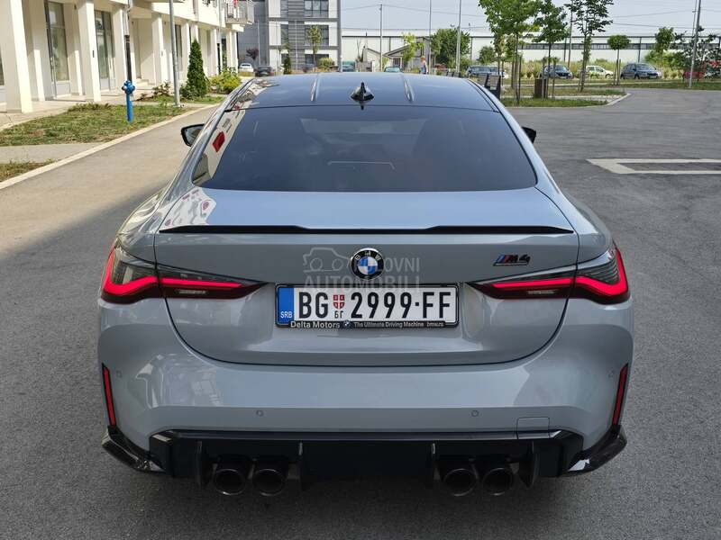 BMW M4 COMPETITION