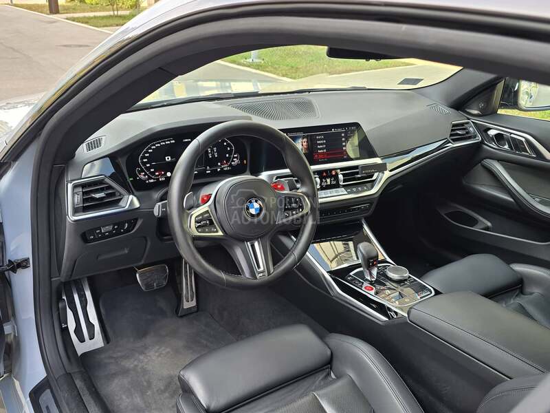 BMW M4 COMPETITION