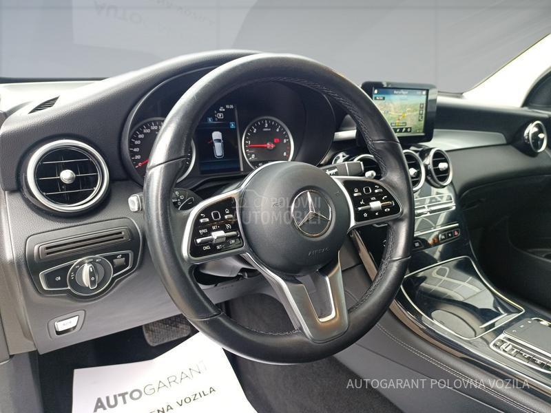 Mercedes Benz GLC 200 D 4MATIC A/T