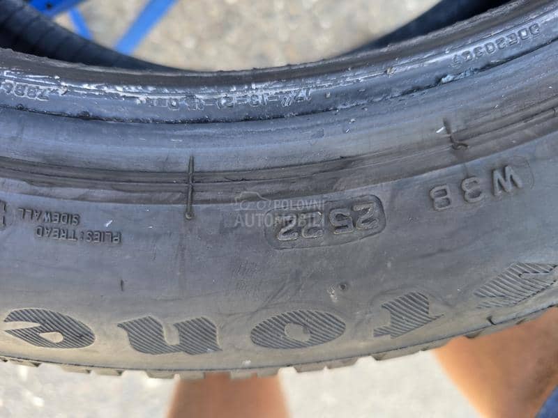 Firestone 205/55 R17 Zimska