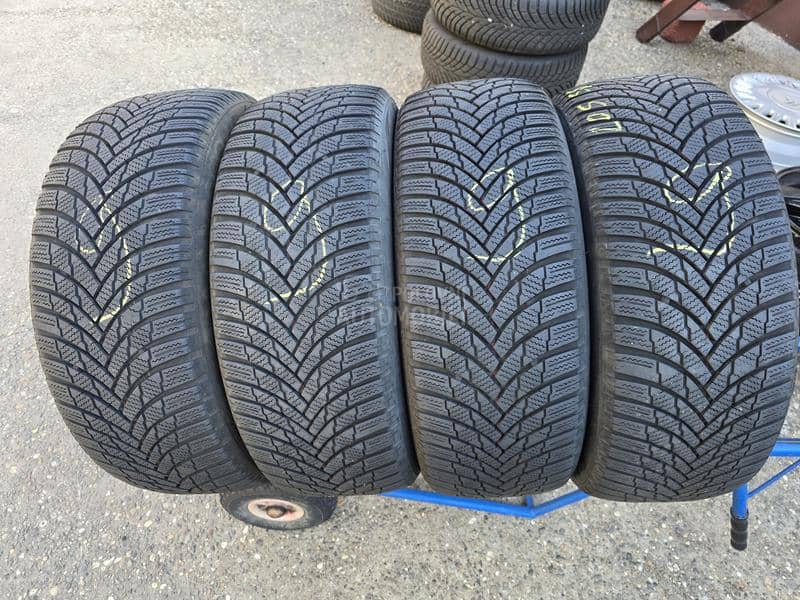 Firestone 205/55 R17 Zimska