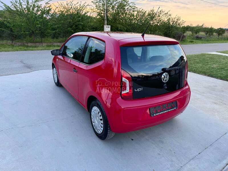 Volkswagen up! 