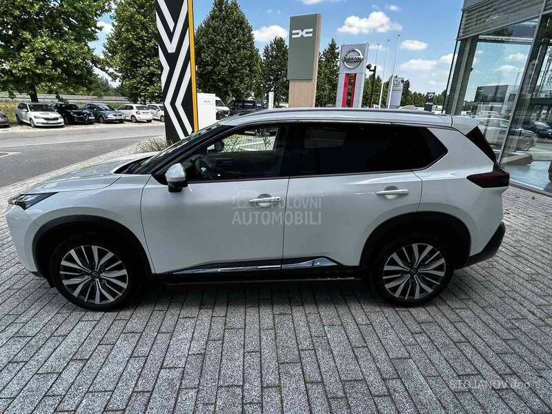 Nissan X-Trail TEKNA 1.5 CVT