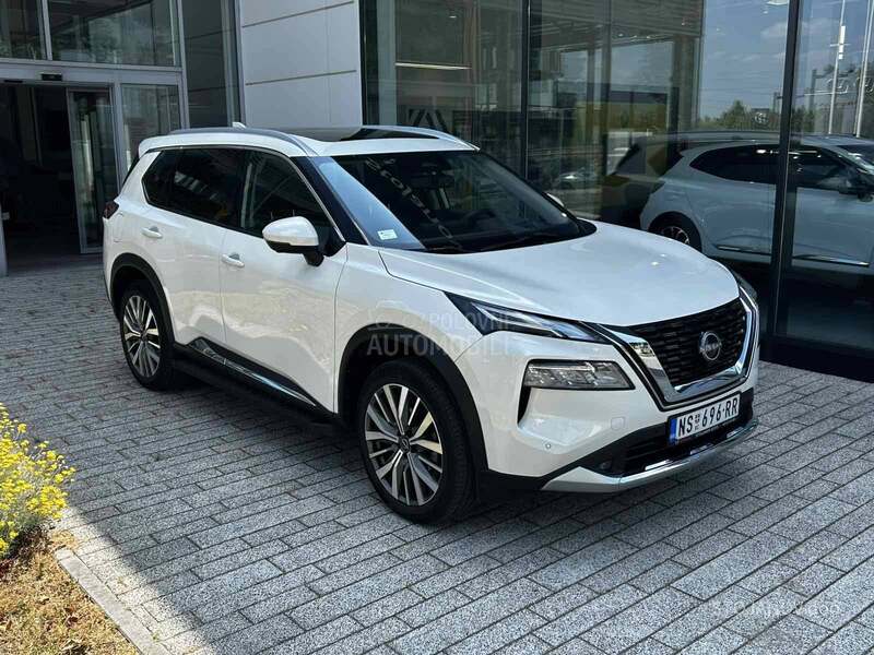 Nissan X-Trail TEKNA 1.5 CVT