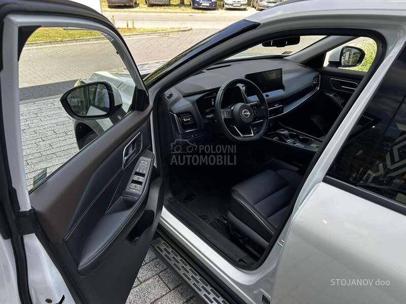 Nissan X-Trail TEKNA 1.5 CVT