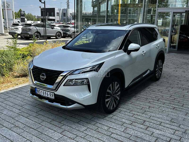 Nissan X-Trail TEKNA 1.5 CVT