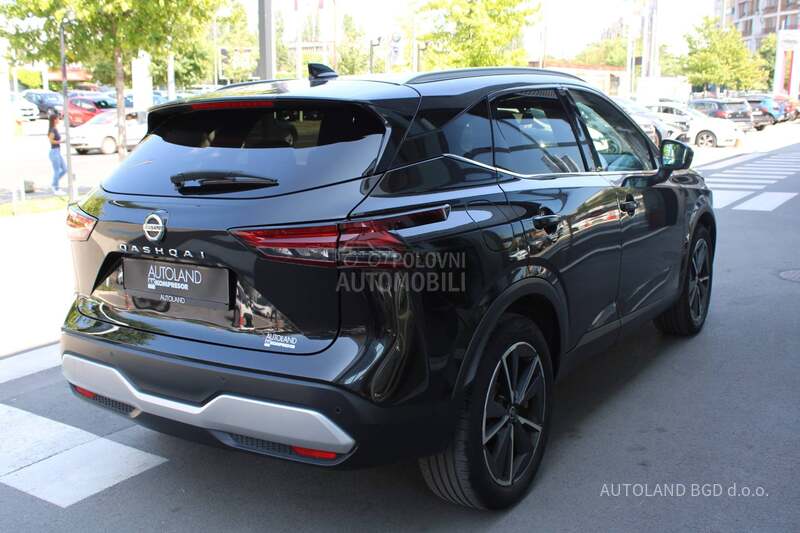 Nissan Qashqai 1.3 158 TEKNA CVT