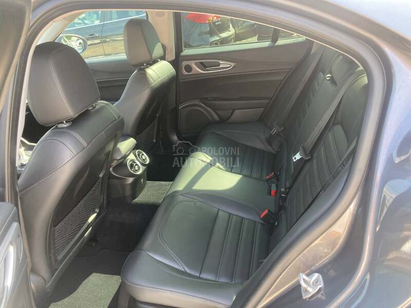 Alfa Romeo Giulia 2.0 Q4 Veloce Aut