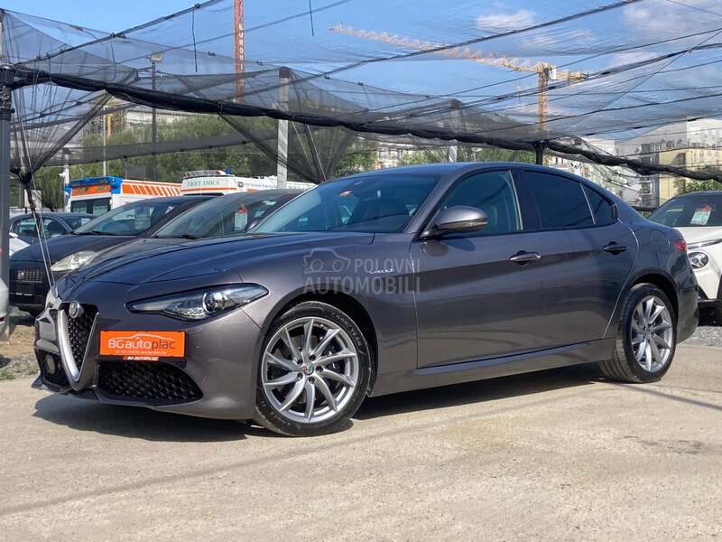 Alfa Romeo Giulia 2.0 Q4 Veloce Aut