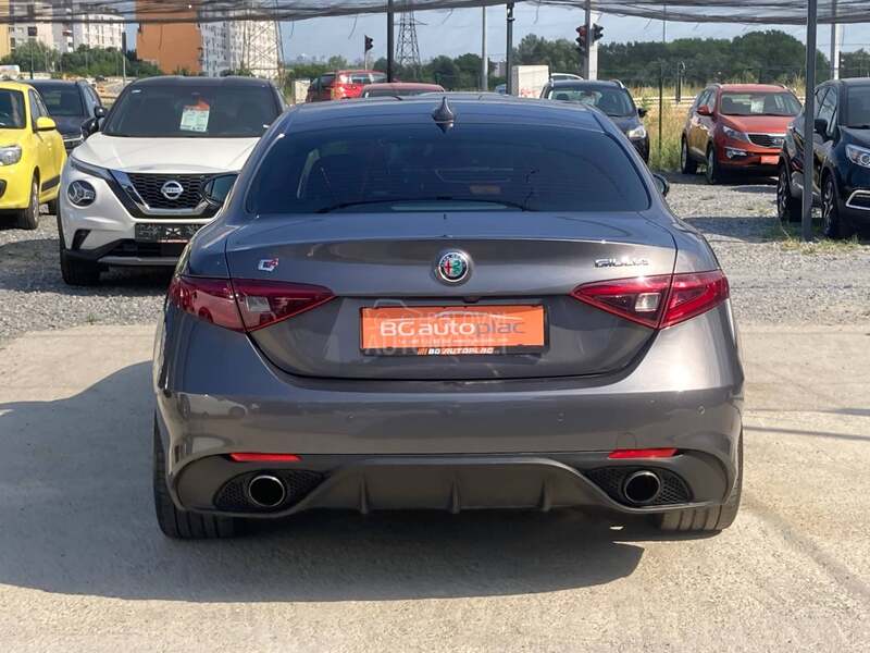 Alfa Romeo Giulia 2.0 Q4 Veloce Aut