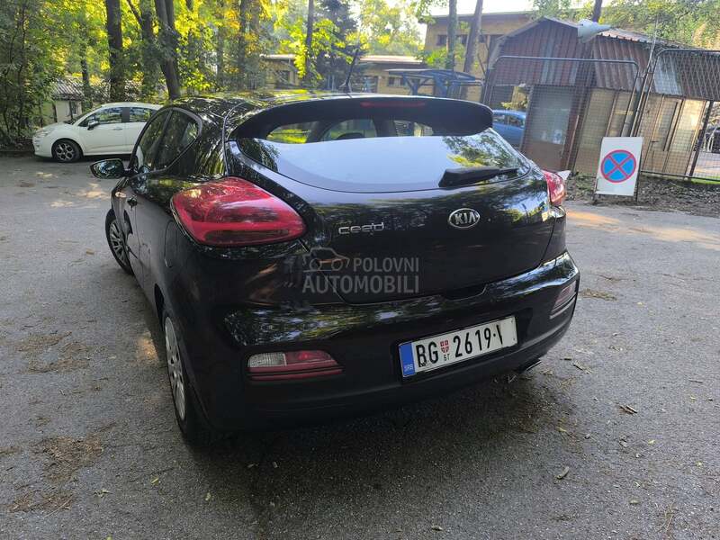 Kia pro_cee`d prvi vlasn.