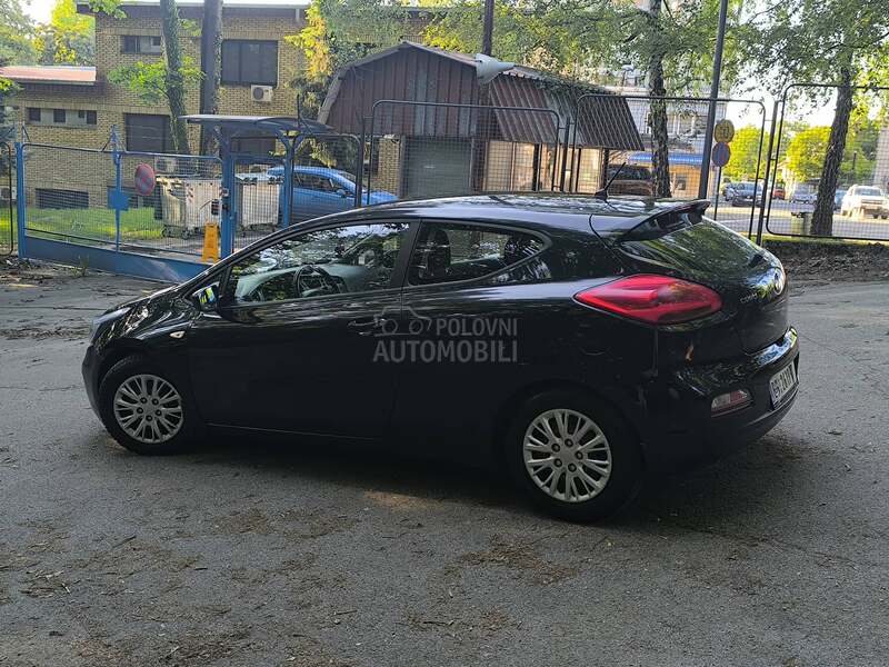 Kia pro_cee`d prvi vlasn.