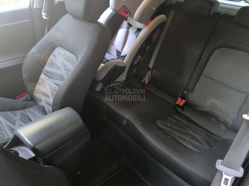 Kia pro_cee`d prvi vlasn.