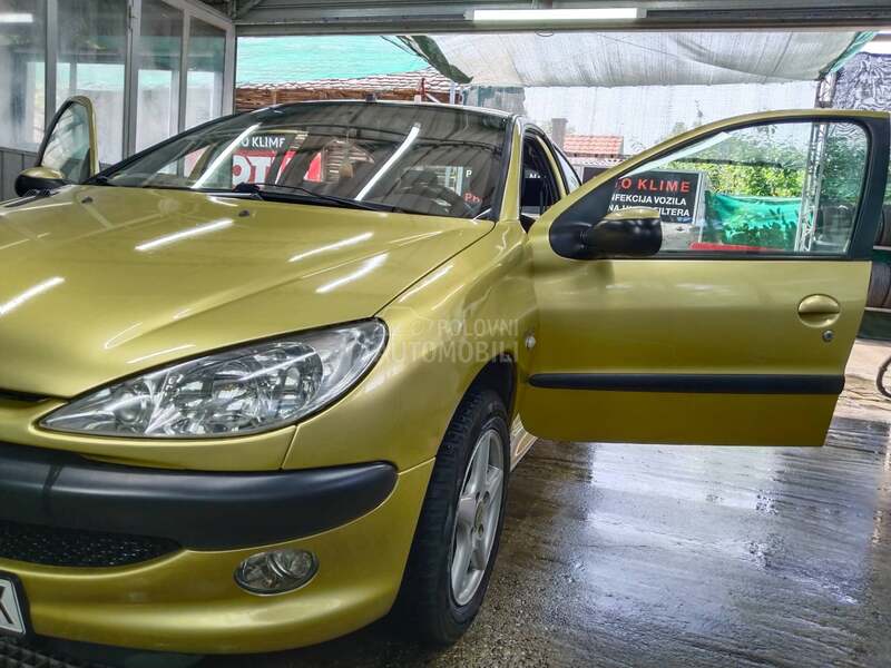 Peugeot 206 