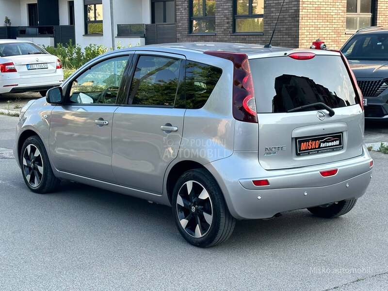 Nissan Note 1.6 i Auto Nav