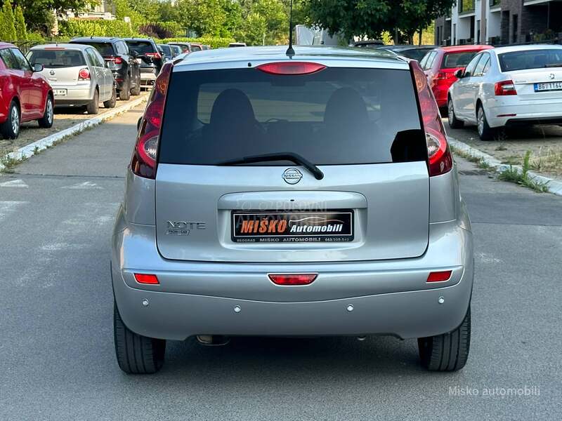 Nissan Note 1.6 i Auto Nav