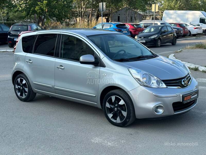 Nissan Note 1.6 i Auto Nav