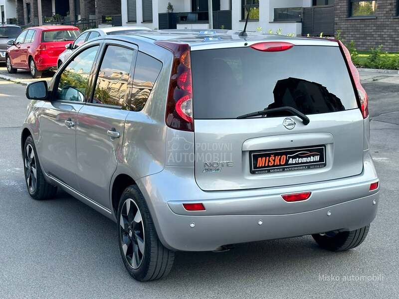 Nissan Note 1.6 i Auto Nav