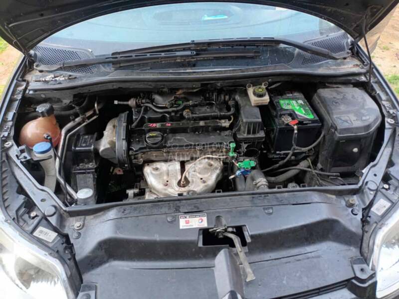 Citroen C4 1.4 16v
