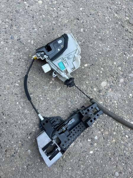 brava vozacevih vrata A6 4G