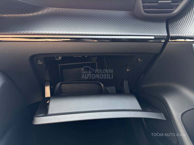Peugeot 2008 P2 allure 1.2 E 100