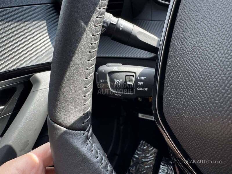 Peugeot 2008 P2 allure 1.2 E 100